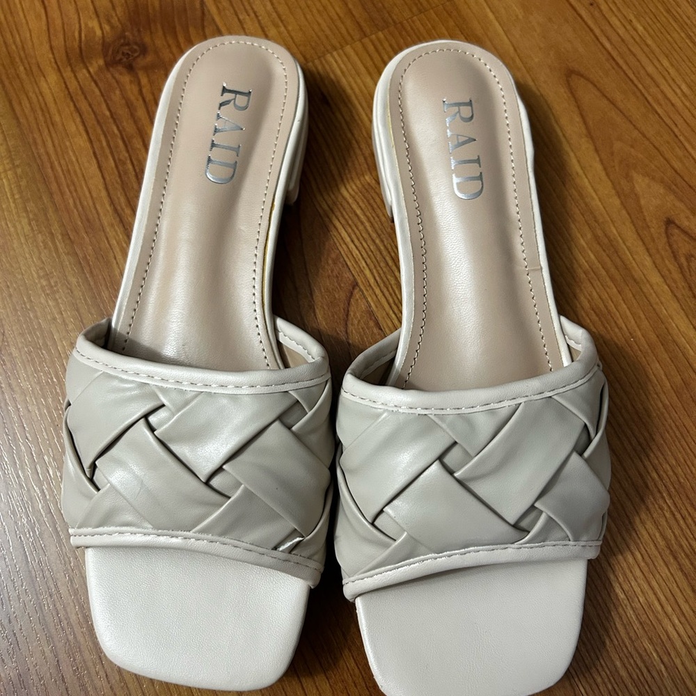 Women's Cream Woven Slide Sandals